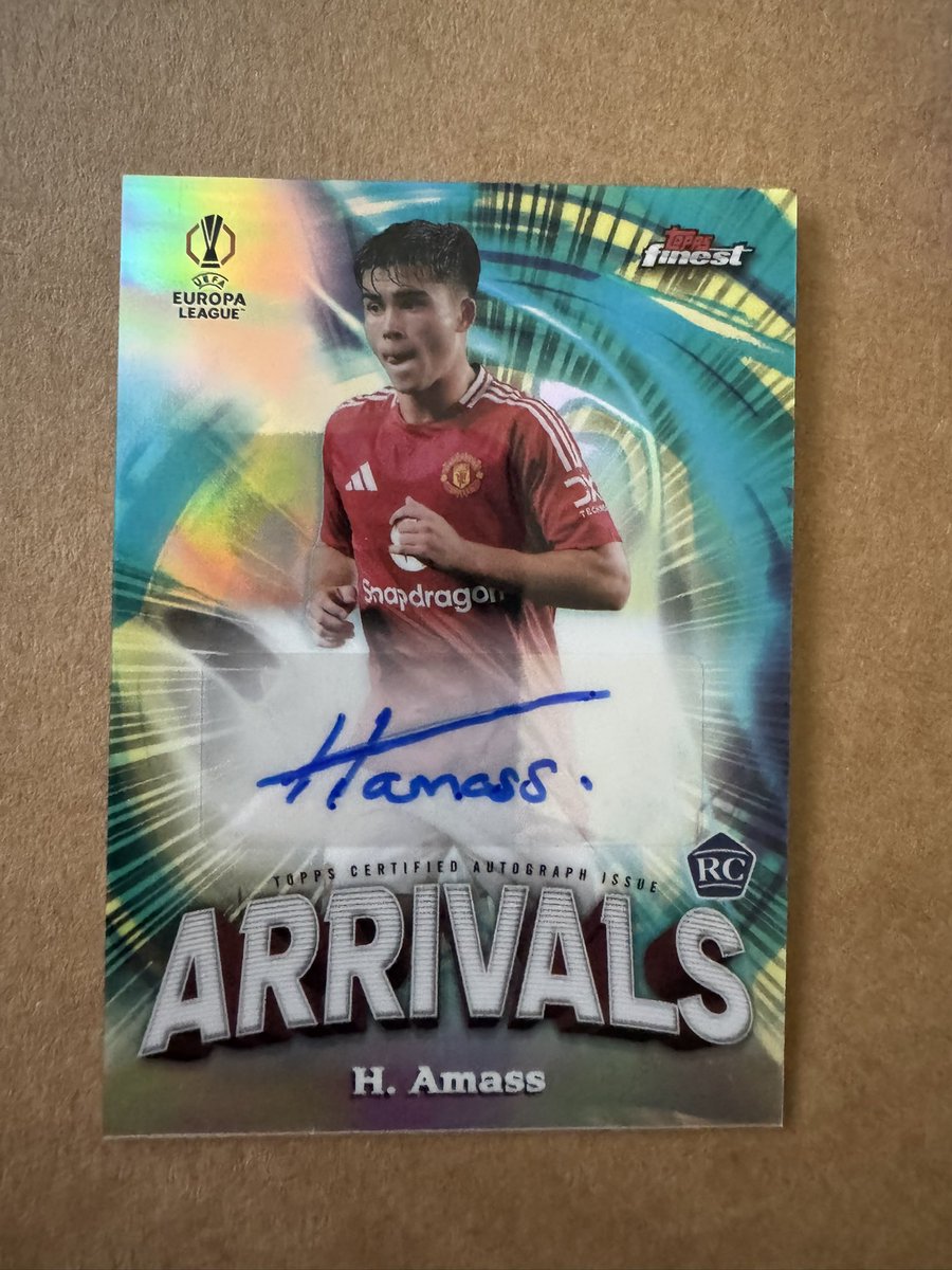 MatSposta's tweet image. This dude is a straight terror 🤦🏻♂️
That’s a diabolical signature @CardPurchaser