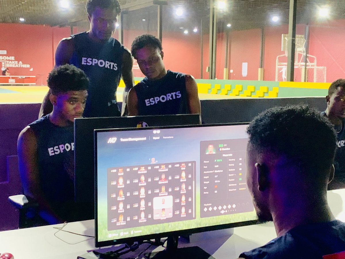 GhanaeSports's tweet photo. Your journey is your own, make it worth every step. This is phygital, play digital, play physical. #PhygitalSports #GhanaEsports #PhygitalFootball Road to Abu Dhabi! phygital contenders kick off. #GhanaNationalEsports #TeamEsports #GESF https://t.co/jN7RgY8zbg