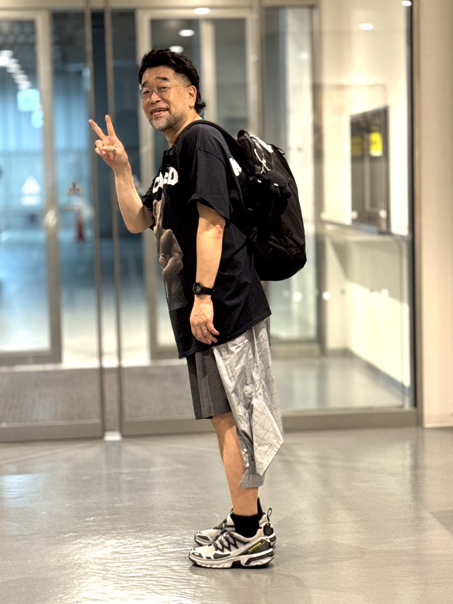 Daviechan's tweet image. 今日は事情があり、伊藤先生のマッサージフォトが撮れませんでした(笑)
でも、今日のコンサートも本当に
楽しかったです〜😍
お疲れ様でしたー✨✨