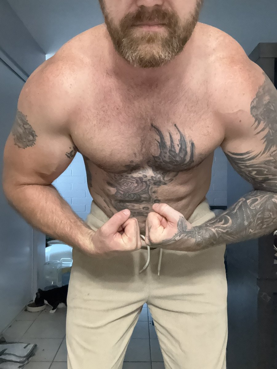 Hexiled_Ae's tweet photo. Progression update 225lbs Getting there, it’s been a slow lean bulk but it’s been worth it https://t.co/LCHs6UCgpW