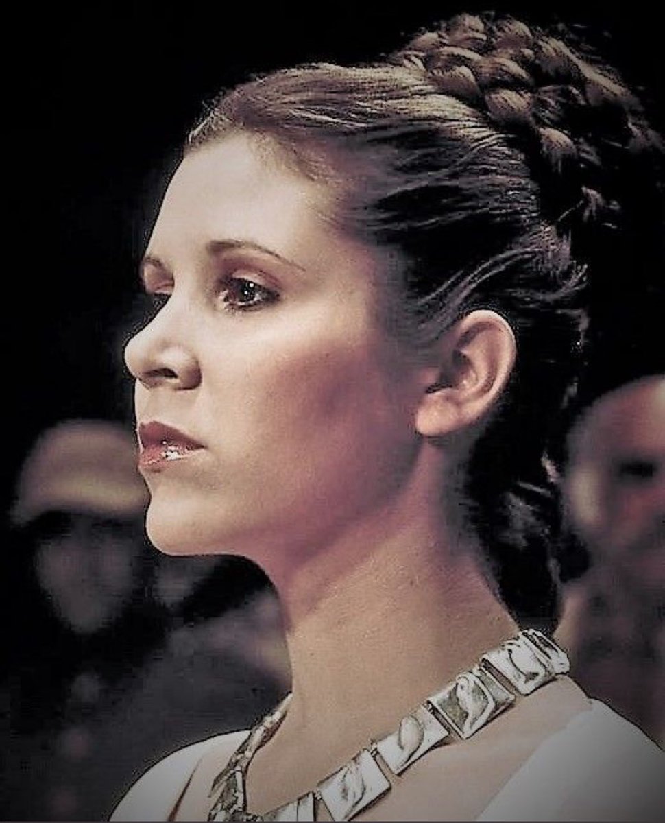 I applied for a job at the American girl doll store while also in hopes of going part time at Disney. 

How epic would that be to work at both? I was a huge American girl kid (as well as Star Wars ofc) 🩵✨🩵✨