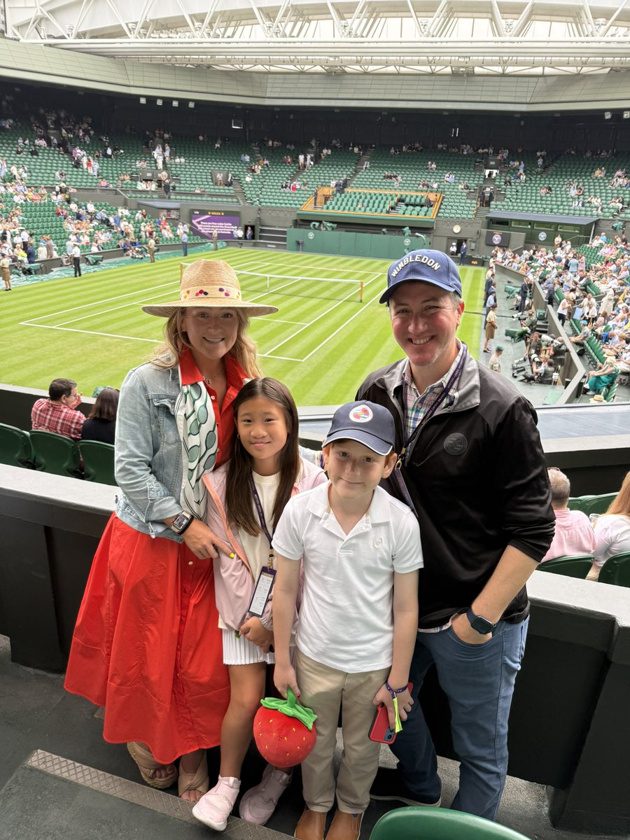 alundb18's tweet image. Quite easily the Mecca of Tennis. Nothing comes close. #WIMBLEDON An amazing experience all around, rather unbelievable.
