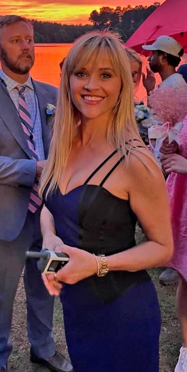Michael79312's tweet photo. Reese Witherspoon is the definition of a milf…got it all 🔥🍑🍈🍈👙 https://t.co/Ppru58yG1f