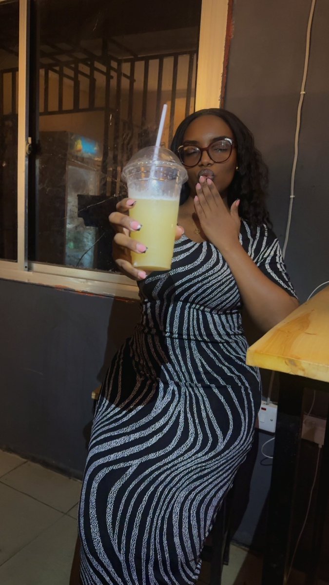 Introducing Our Pina colada Cocktails.
In our customers own word: Now this is The OG Pina Colada.
And as usual-7,000|= only. And the liquour KICKS IN
📞: 0773113000