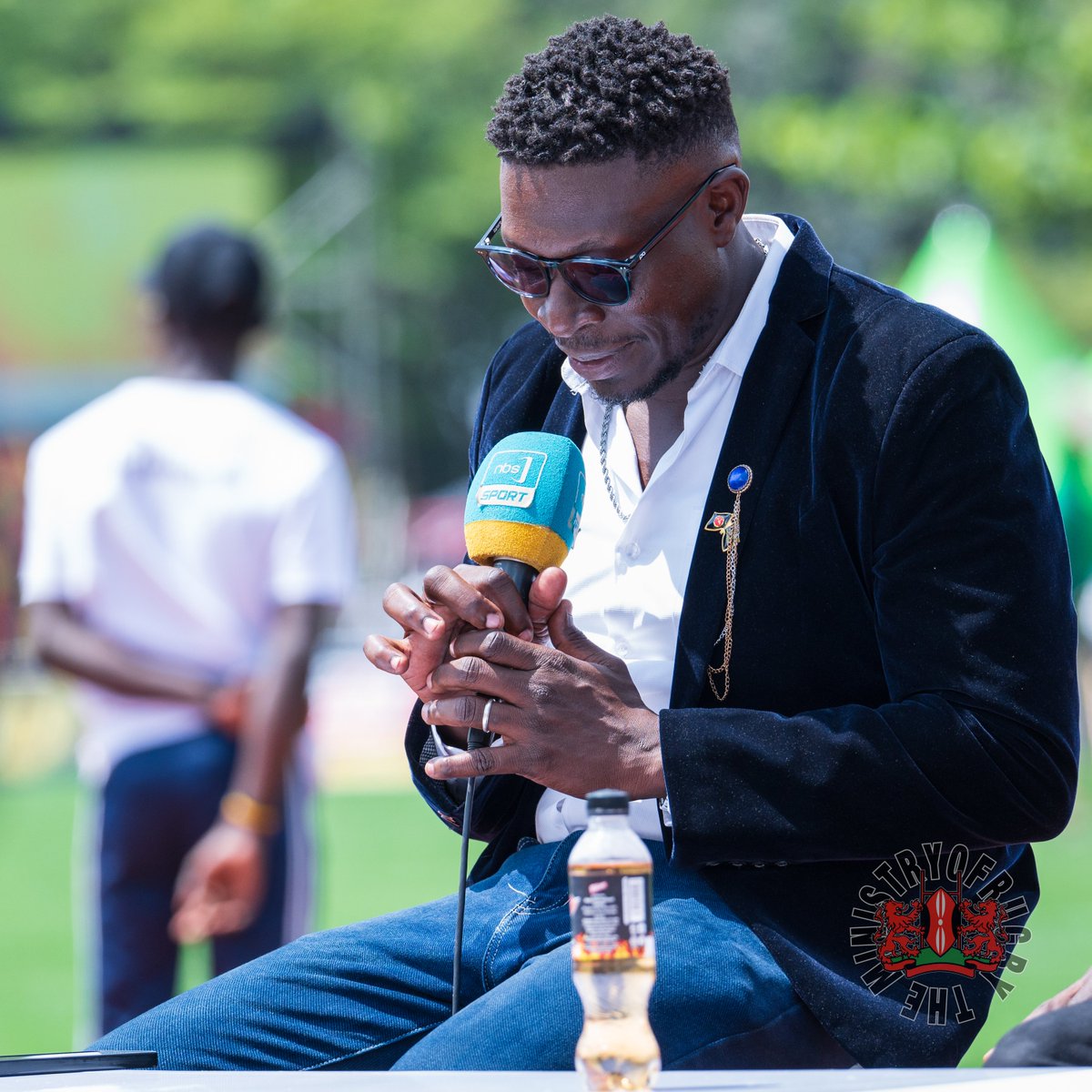 MinistryOfRugby's tweet photo. It was at this moment that @TheeSokee saw what @ArigiObiero had sent him. 😂😂😂. Just remember, When The Minister shows up, that win is guaranteed against Uganda..
#limitlesswithNikon https://t.co/MMWU5sZV7L