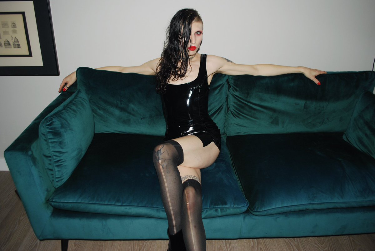TSGoddessStella's tweet photo. You come home and I’m waiting for you on the sofa like this….. What happens next? 🫦🫦🫦 https://t.co/H2CIqAZIyA