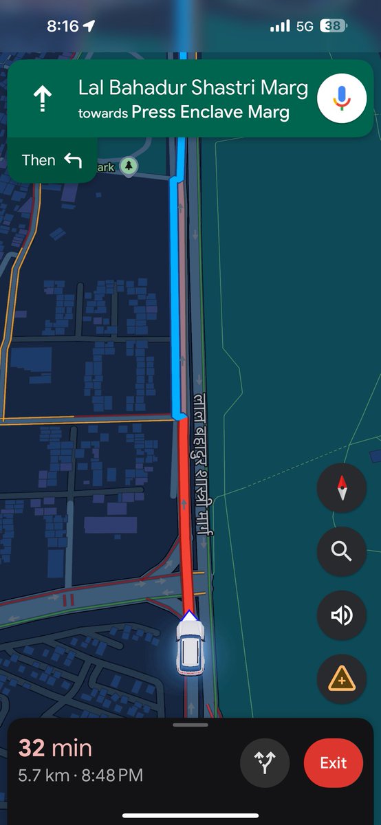 Surendra_Gang's tweet photo. I amstuck on this road for last 1.30hours already. ⁦⁦@DelhiTrafficPol⁩ ⁦@DelhiPolice⁩ ⁦@LtGovDelhi⁩ what is this madness. Almost everyday on this route. https://t.co/ViwSyWKVDw