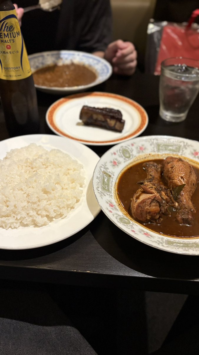 SHIRO_POKER109's tweet photo. 最近飲み楽しすぎ&引っ越しでなかなか時間取れなくて
rootsに全然行けてないしポーカーもできてない〜
そろそろポーカーしたい♠️
#ROOTSpoker
#燃えes
#マリーアイランガニー
#unin
#酒と飯橙 https://t.co/j9ruAG7gLC