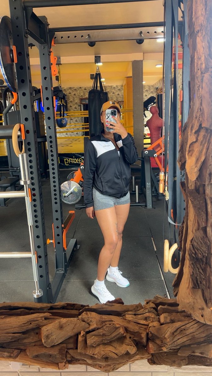 AldrineEsther's tweet image. WCW♥️