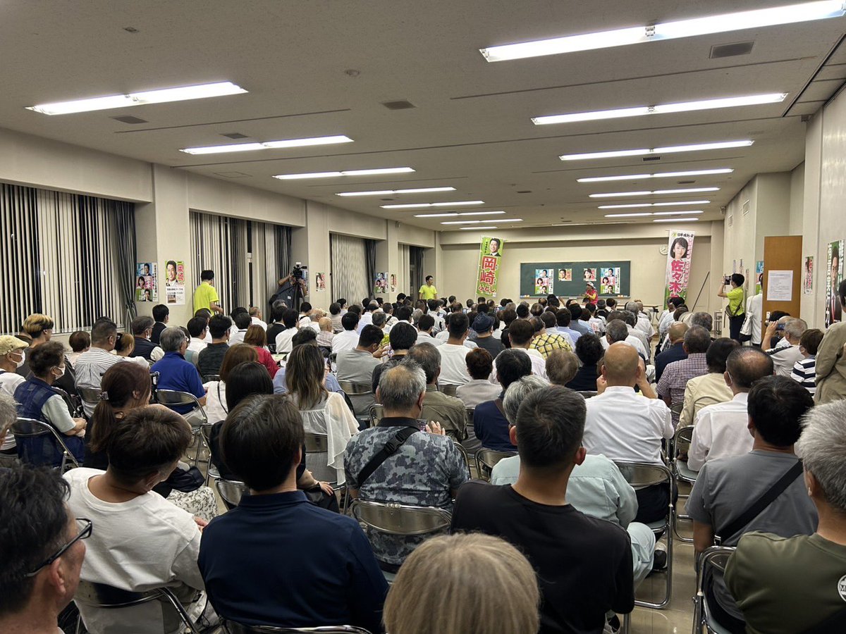 nishidakaoru's tweet image. 昨日は地下鉄太子橋今市駅からのスタートでした。そして午後からは維新守口市議団と一緒に全国比例の ＃石井めぐみ 候補の応援で廻らせていただきました。全国比例も素晴らしい仲間がたくさん立候補しています。どうぞ宜しくお願いいたします。また、夜は堺市南区での ＃佐々木りえ ＃岡崎ふとし…