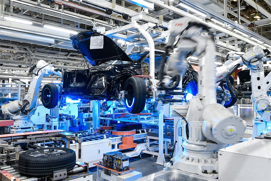china_cg_lagos's tweet photo. China has held its title as the world’s largest manufacturing powerhouse for 15 straight years!
During the 14th Five-Year Plan (2021–2025), its manufacturing sector has added over 30 trillion yuan (around $4.2 trillion) in value each year.
More than 220 key industrial products rank No.1 globally.
— National Development and Reform Commission, Wednesday