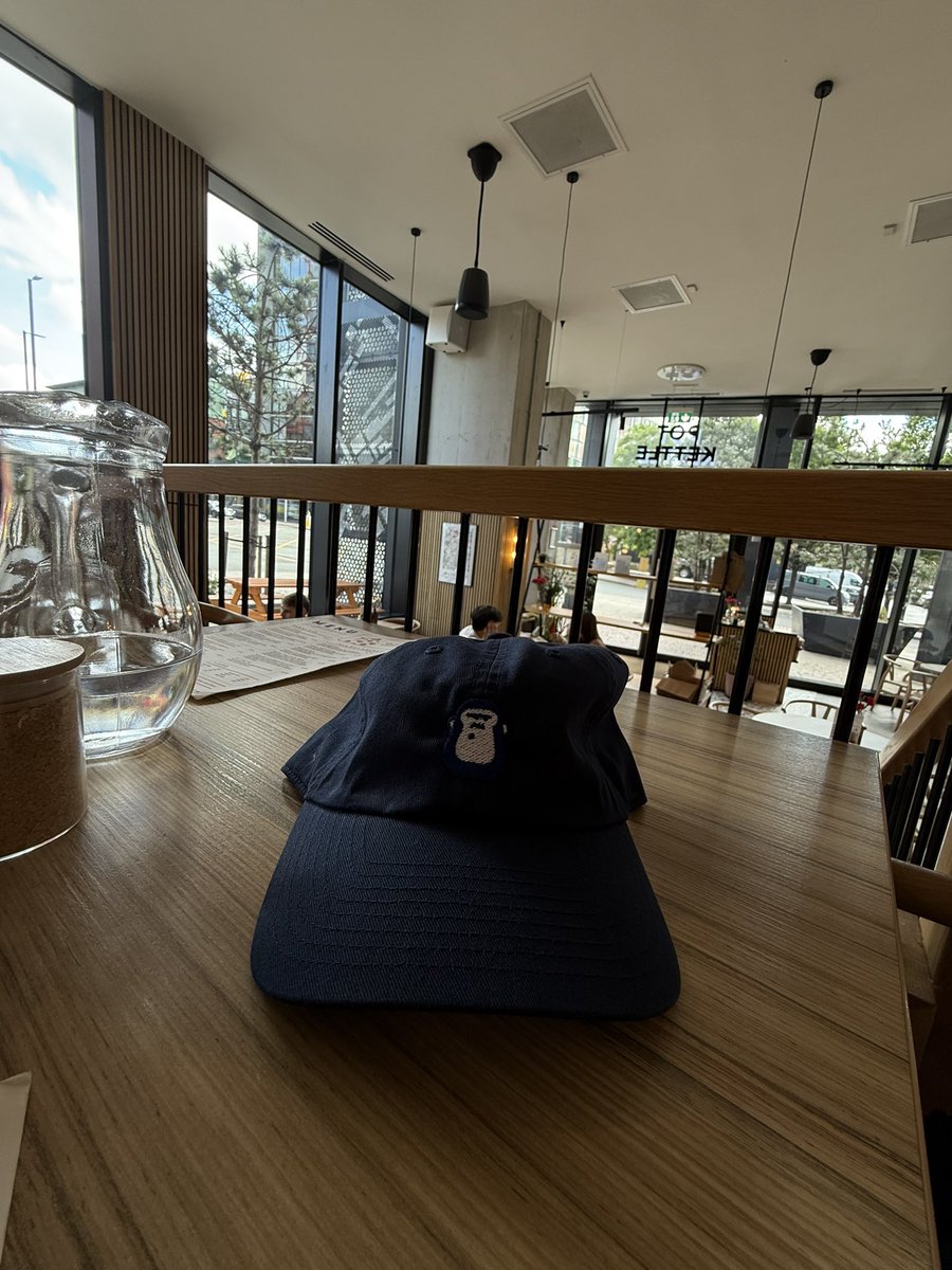 Was dope meeting <a href="/alexblocmates/">alex</a> from <a href="/blocmates/"></a> today ✌️

The lad loves a flat white—Chad in my books.