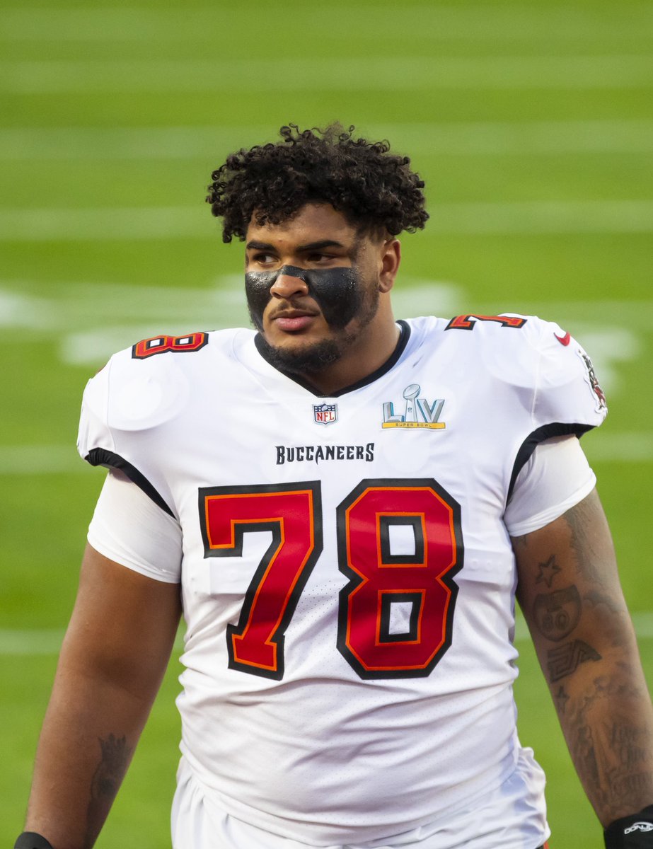 SleeperBucs (@sleepertbbucs) on Twitter photo 🚨 BREAKING NEWS 🚨
Per <a href="/AdamSchefter/">Adam Schefter</a>, the #Buccaneers All-Pro LT Tristan Wirfs will miss the first few regular season games.
Wirfs underwent surgery on his right knee Tuesday as he aggravated the injury in the offseaon that forced him to miss only one game in 2024. 🚨 BREAKING NEWS 🚨
Per <a href="/AdamSchefter/">Adam Schefter</a>, the #Buccaneers All-Pro LT Tristan Wirfs will miss the first few regular season games.
Wirfs underwent surgery on his right knee Tuesday as he aggravated the injury in the offseaon that forced him to miss only one game in 2024.