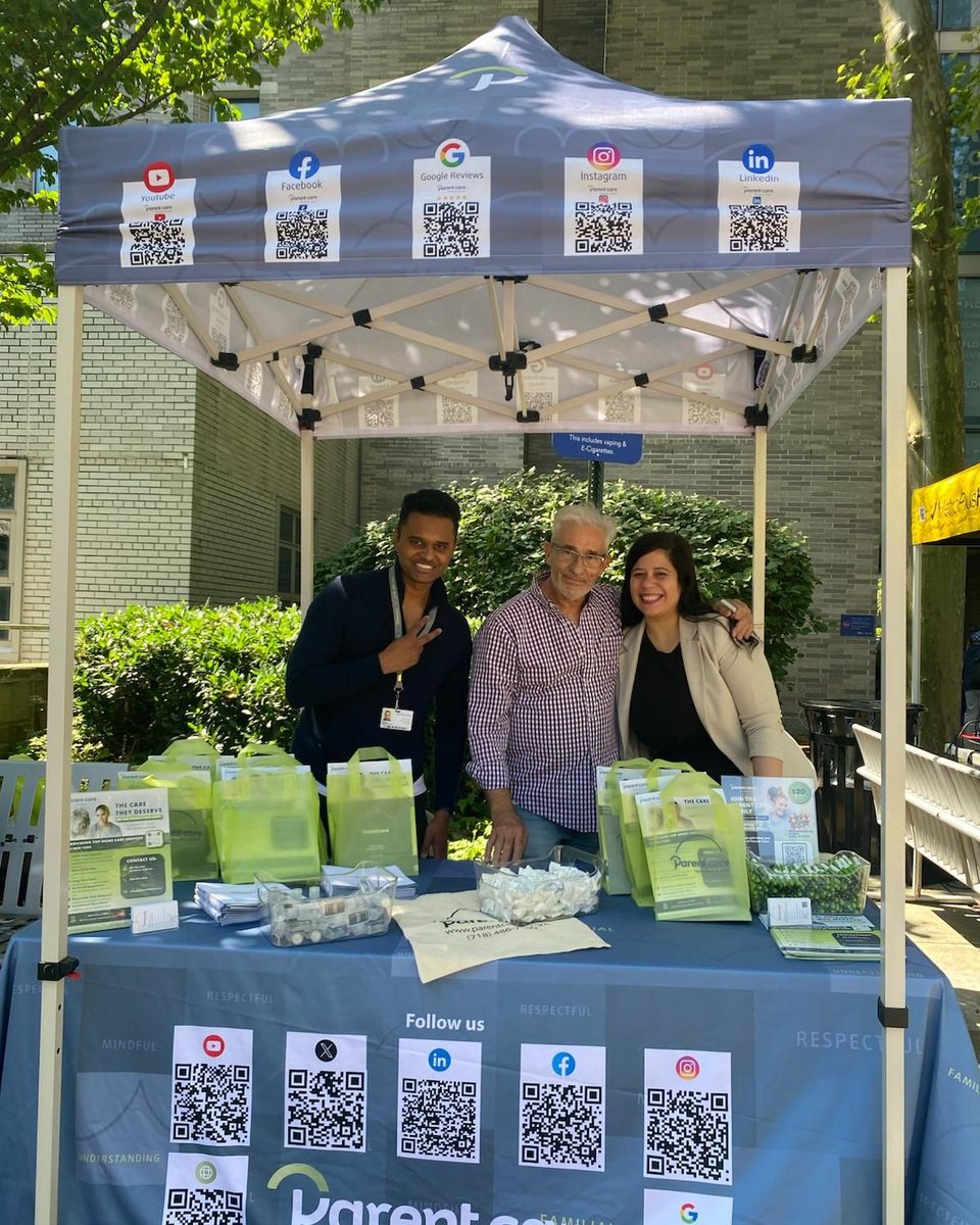 ParentCare3's tweet image. Honored to join the Community Health Fair at Jacobi Campus. Grateful for the warm welcome, meaningful connections, and a chance to support wellness with some great umbrellas too ☂️💚 #CommunityHealth #JacobiCampus #WeGotYouCovered #StrongerTogether #ParentCareNY