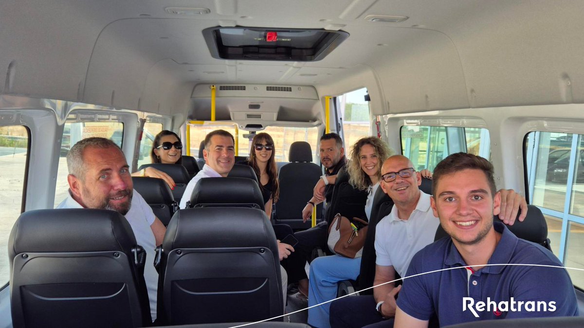 Rehatrans's tweet image. ¡Nos encanta recibir visitas en Rehatrans!

Esta semana tuvimos al equipo de #Volkswagen4Business de @VWMadrid

Gracias por su interés en nuestros #vehículosadaptados.

¡Siempre bienvenidos! 💙

#Rehatrans #Movilidad #AdaptacióndeVehículos