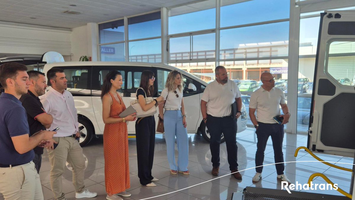 Rehatrans's tweet image. ¡Nos encanta recibir visitas en Rehatrans!

Esta semana tuvimos al equipo de #Volkswagen4Business de @VWMadrid

Gracias por su interés en nuestros #vehículosadaptados.

¡Siempre bienvenidos! 💙

#Rehatrans #Movilidad #AdaptacióndeVehículos