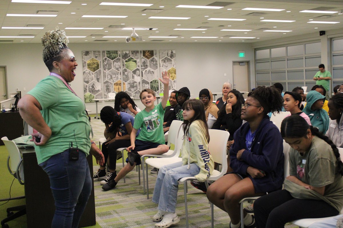 As part of the Summer Experience STEM Pathway, students stepped into the shoes of adults at the Huntington Bank Center! Our young scholars participated in building budgets, learning credit scores, and other financial literacy tips to help them succeed in school, work and life!
