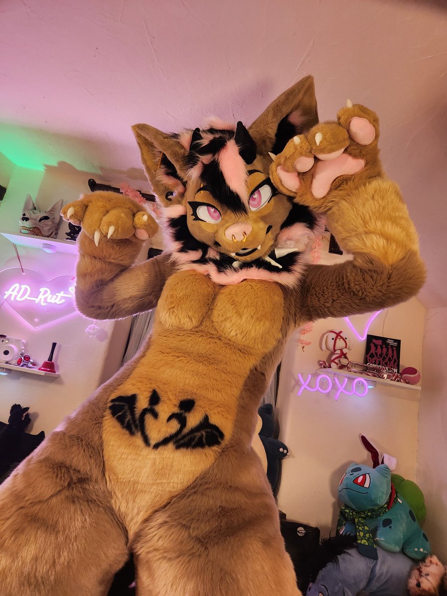 Guard_Mutt's tweet image. Hey! Welcome to my page!♡
-
💞Pronouns: She/her/He/Him
-
🔞Spicier content here🔞:
🌶ad-rutt.carrd.co🌶
-
🖤Other accounts🖤
🌶18+ Account:@AD_rutt
🌟Cosplay fursuits: @FurryWaifus
-
Other social media:
linktr.ee/E.girl
-
✨️More Below!✨️