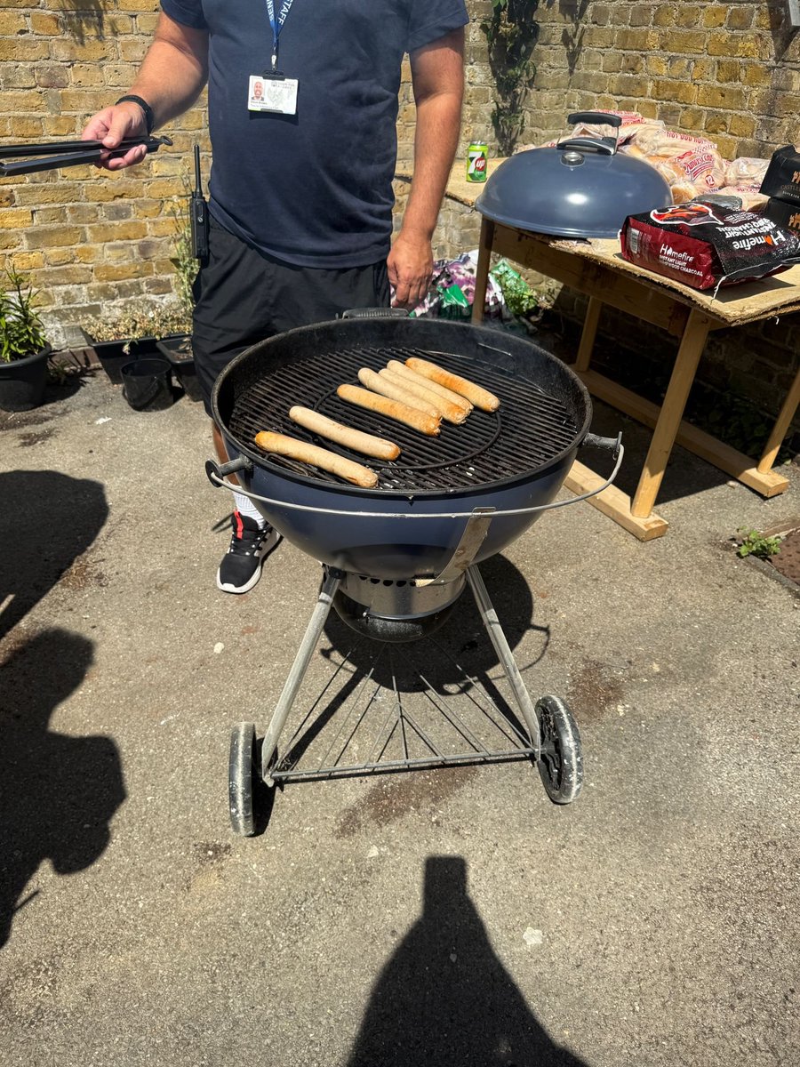 Two of our AEPs attended a local special school to wish year 11s a farewell with a summer BBQ. Great to hear so many young people's successes, we wish them all the best! #EPsByTheSea #TwitterEPs