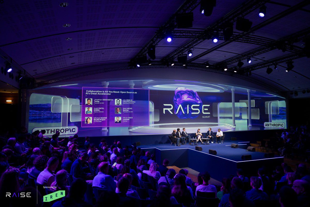 turingcom's tweet photo. Open source is shaping the next wave of AGI.

Today at #RAISESummit, @jonsid joined leaders from Red Hat, Mistral AI, and more to discuss how collaboration is accelerating real progress in AI infrastructure and alignment. https://t.co/hQUP21uiIu