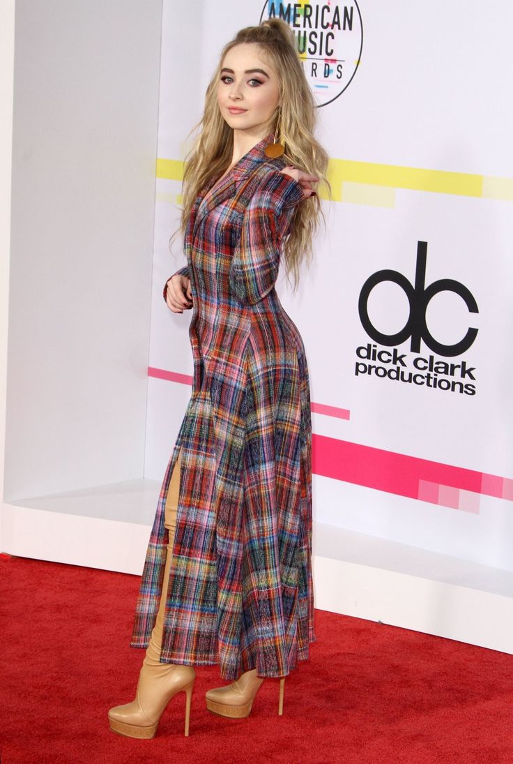 Sabrina carptener
#sabrinacarptener