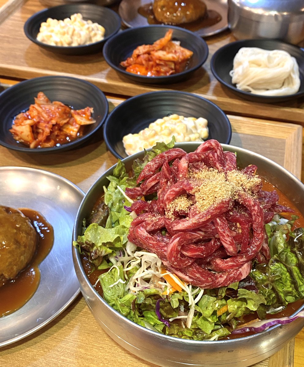 강릉에서 육회물회를 먹었어요