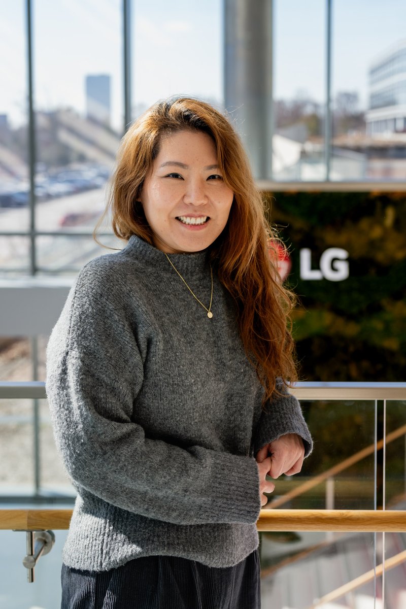 LGUS's tweet image. #LifesGoodatLG: We asked colleagues what #LifesGood means to them...
"Life's good when you are lucky to work with a team that becomes your second family" - Dianna Kim, Office Manager