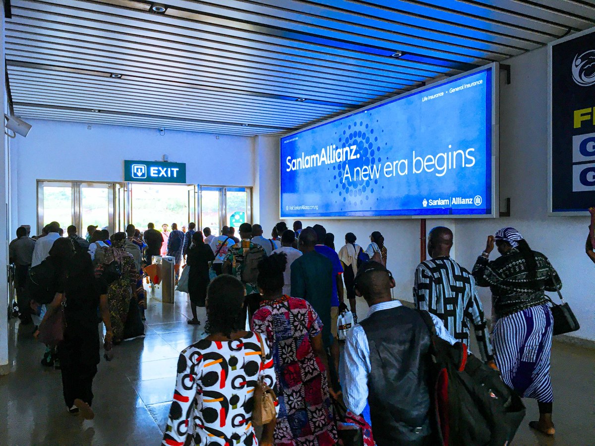 Endcorpsrailway's tweet photo. 🚉 Lagos–Abeokuta–Ibadan railway just became a brand canvas.

@SanlamAllianzNG took over every inch of the line with messaging designed for each moment of the commute.
From walkways to onboard screens, the rebrand came alive. https://t.co/LJ3fTZ6u1T