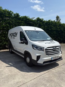 Check out our new van branding! 

At Mongey Audio Visual, we’re still delivering the same nationwide service you know and trust, with same quality, new branding. Keep an eye out for us at venues across the country bringing top-tier AV solutions!

#MongeyAV #EventTech