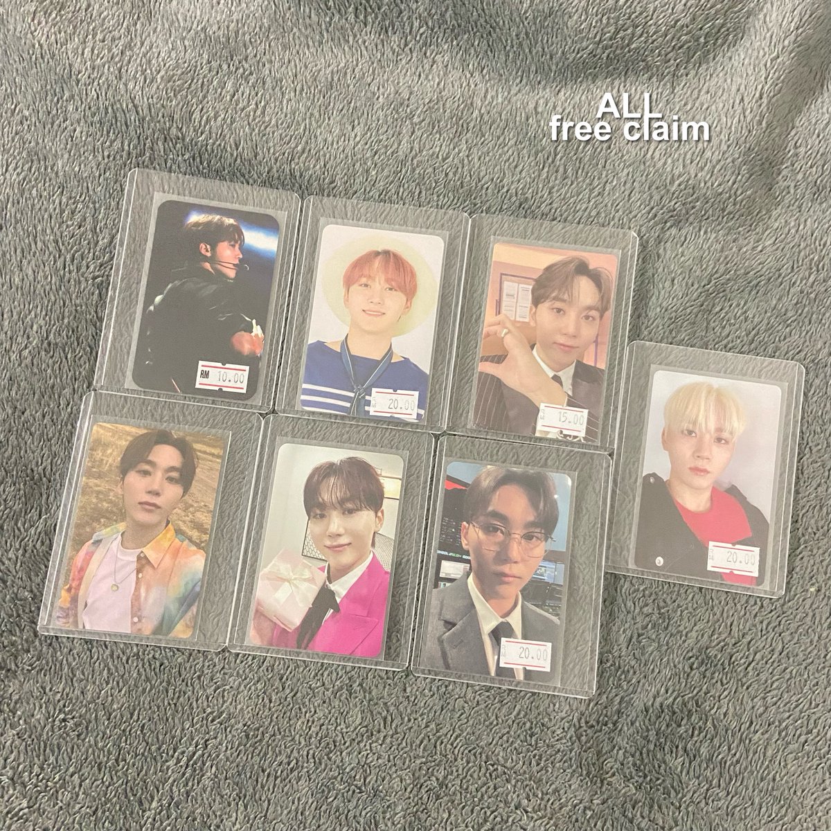 pledisabrina's tweet photo. WTS seungkwan dino pcs

☆ postage only!
☆ free claim one per person/one per pc if u purchase any! 

#pasarseventeen #pasarSVT https://t.co/KtkWDbUfOt