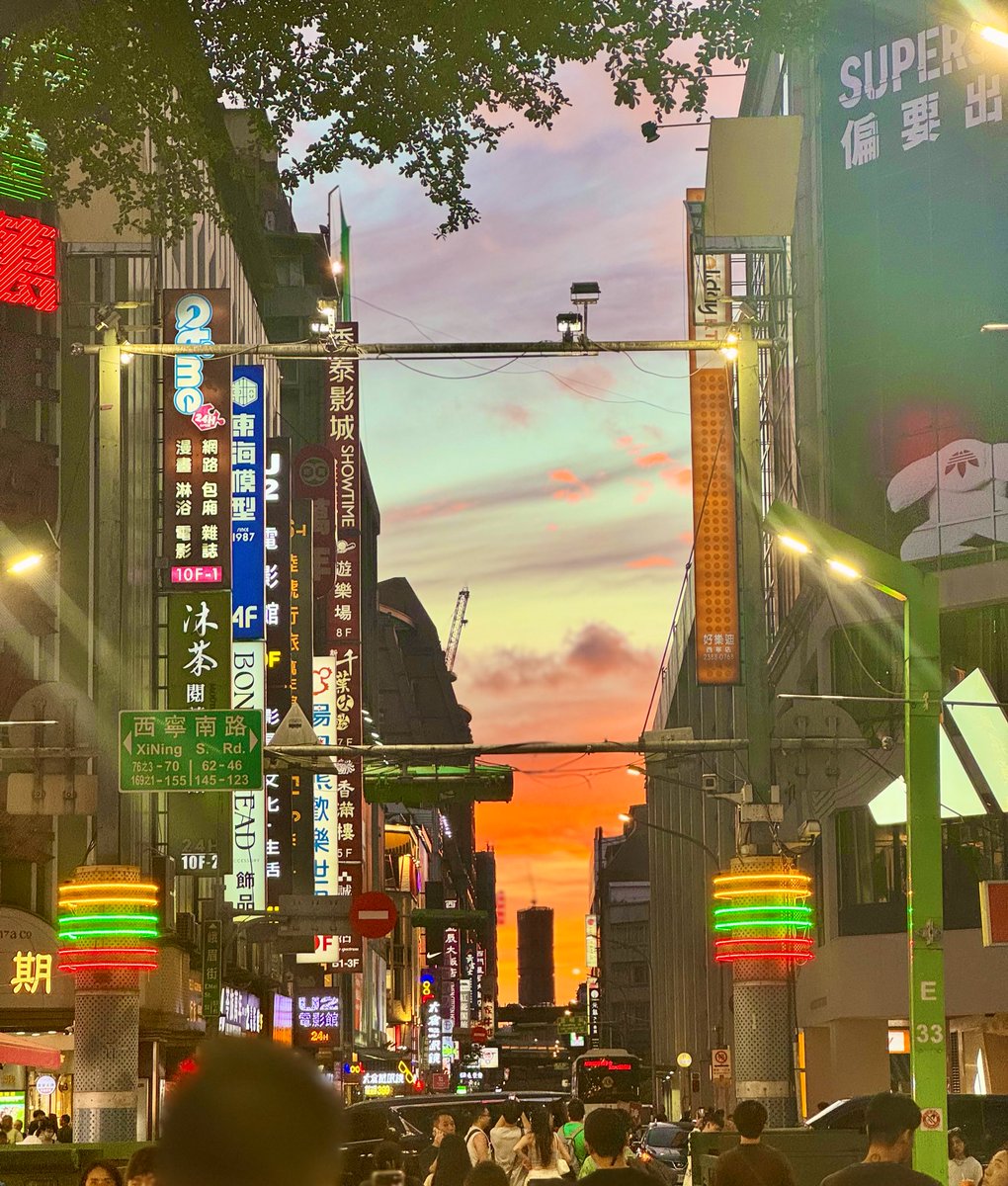 Shinooo1234's tweet image. 本日の動画ご視聴いただきありがとうございました😊
少しの間、台湾に勉強しに行きます📚
慣れないことばかりでドキドキですが、「生涯勉強」の精神で、ひとつひとつ乗り越えていきます。この経験が、未来の自分を形ためにも頑張ります！(^^)
