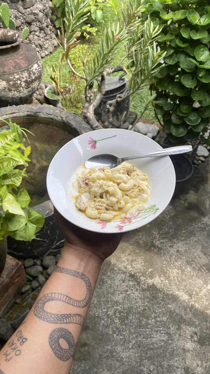 gegesaga's tweet photo. the strongest power in my life: masakan nyokap https://t.co/UZ5MXmm52H