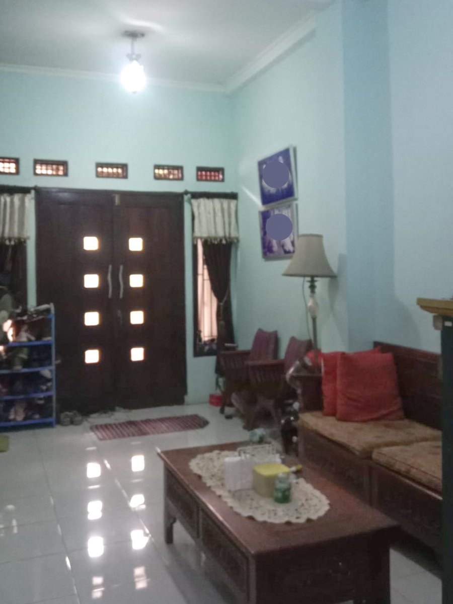 ovalalalaa's tweet photo. Dijual rumah 650jt boleh nego
Komplek GBI blok H9-11A, Kab. Bandung
LT75 LB100
2 Lantai
3 75Kamar tidur
1 Kamar mandi dan 1 WC 
1 Dapur
Ruang tamu, Ruang TV
Carport dan space untuk 2 motor
Listrik 1300W
Air jet pump+toren https://t.co/6f1H4C7Taz