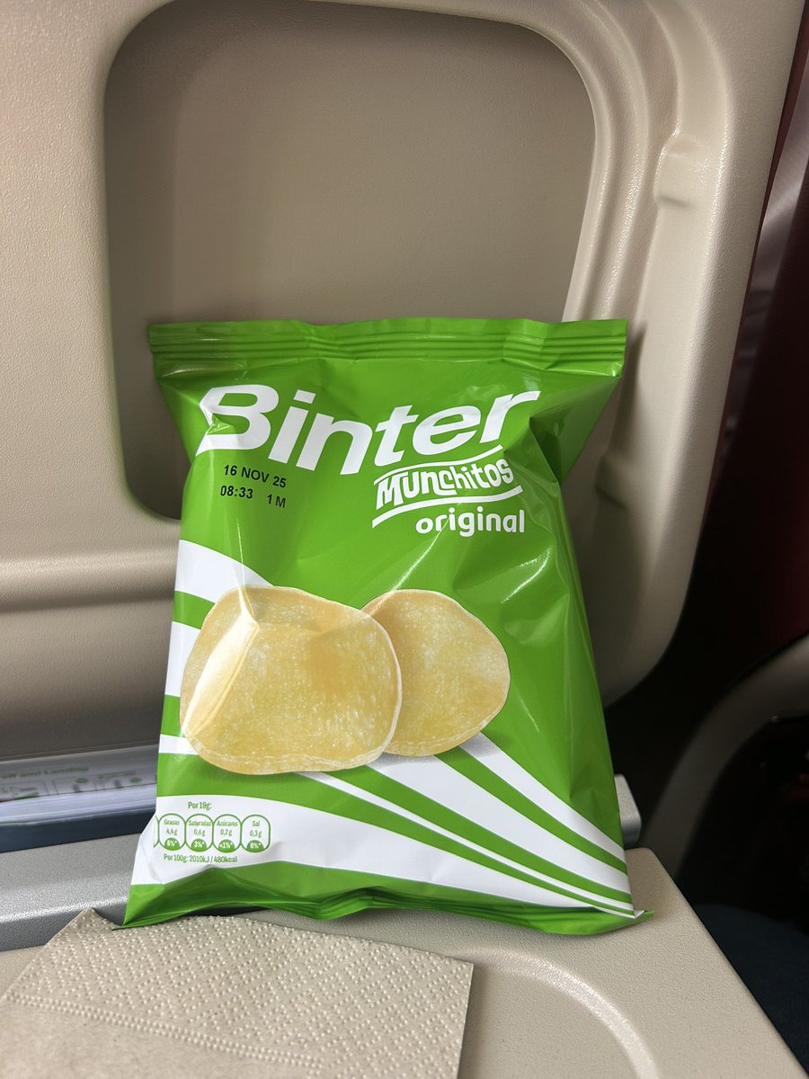 catiching's tweet photo. Lo único bueno que me ha dado @BinterCanarias en el día de hoy! No ha habido puntualidad en los vuelos! https://t.co/JDY5WlKnBw