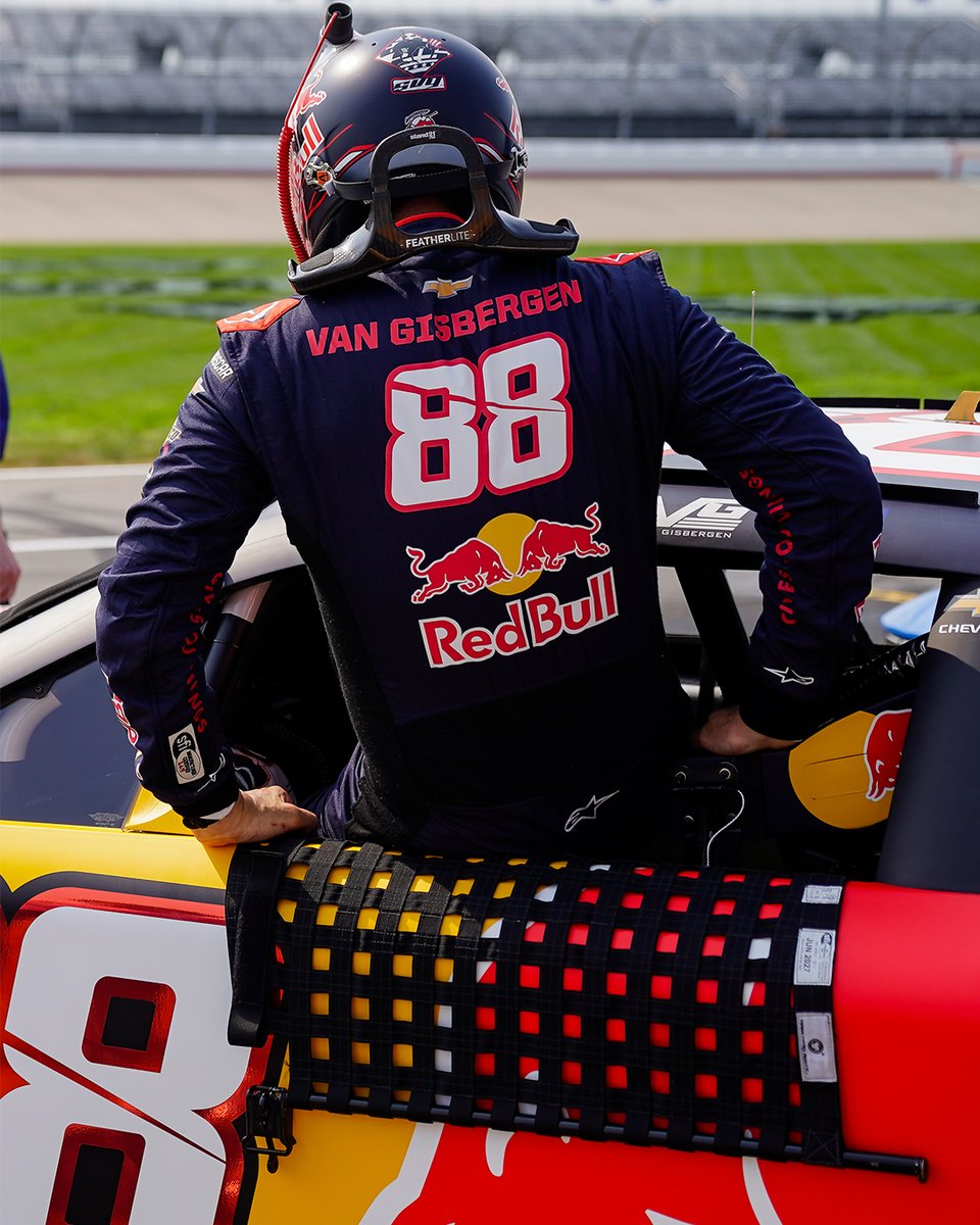 SVG gets his wiiings for Sonoma.

#GivesYouWiiings | <a href="/redbull/">Red Bull</a>