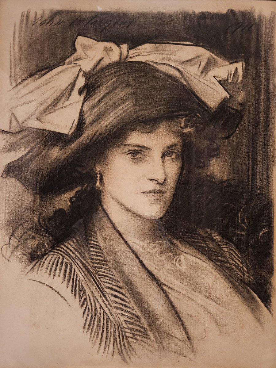 TourLondonGuide's tweet image. Art lovers don't miss Heiress Sargent's American Portraits @EnglishHeritage Kenwood House. As well as his fabulous oil paintings, there are some lovely, characterful charcoal drawings. On until 5th October, booking recommended english-heritage.org.uk/visit/whats-on…