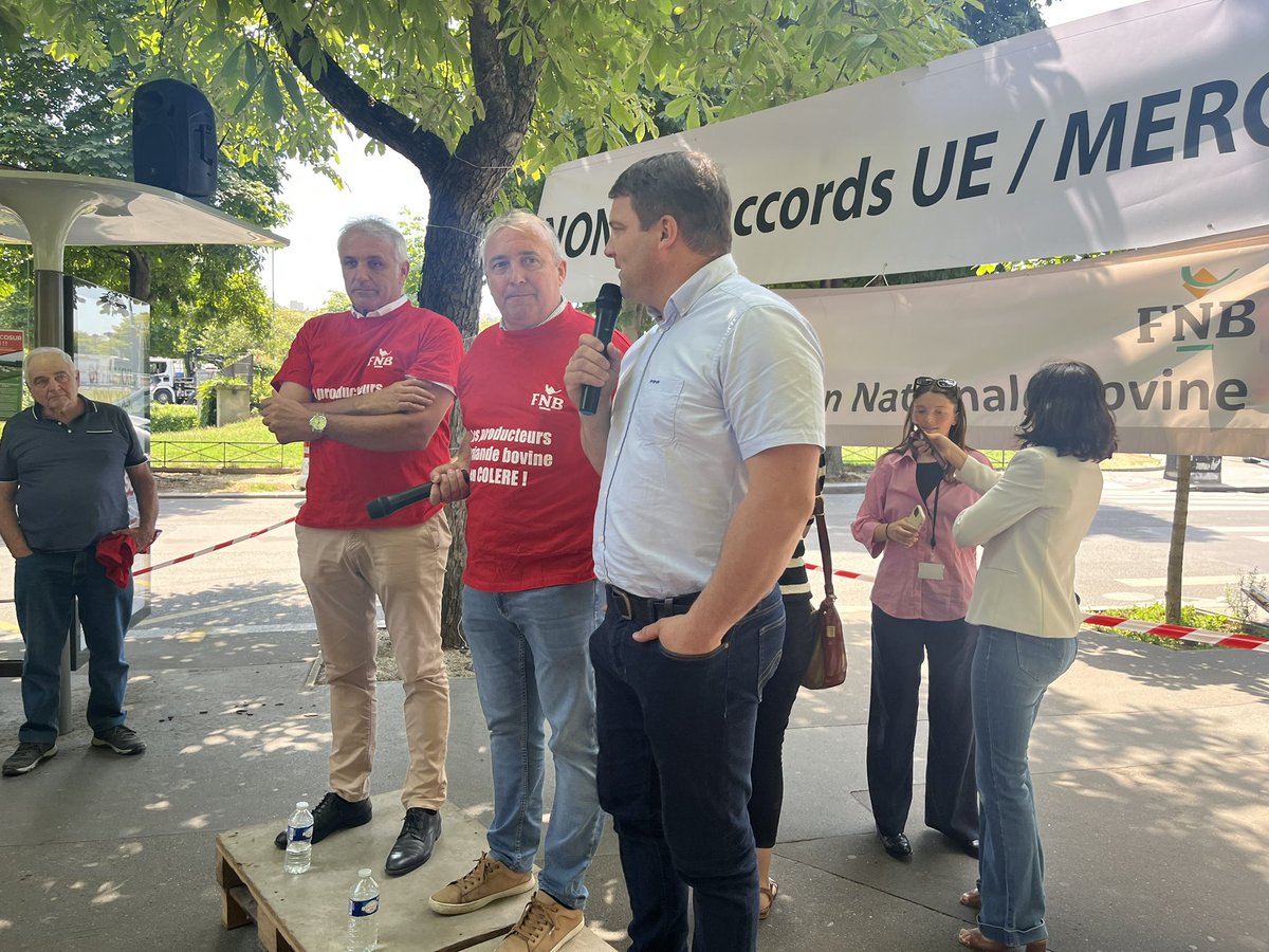 La <a href="/FDSEA49/">FDSEA 49</a> aux côtés des <a href="/EleveursBovins/">FNB</a> pour réaffirmer l’opposition totale à l’accord UE/ #MERCOSUR inacceptable pour le secteur agricole et les consommateurs Européens.