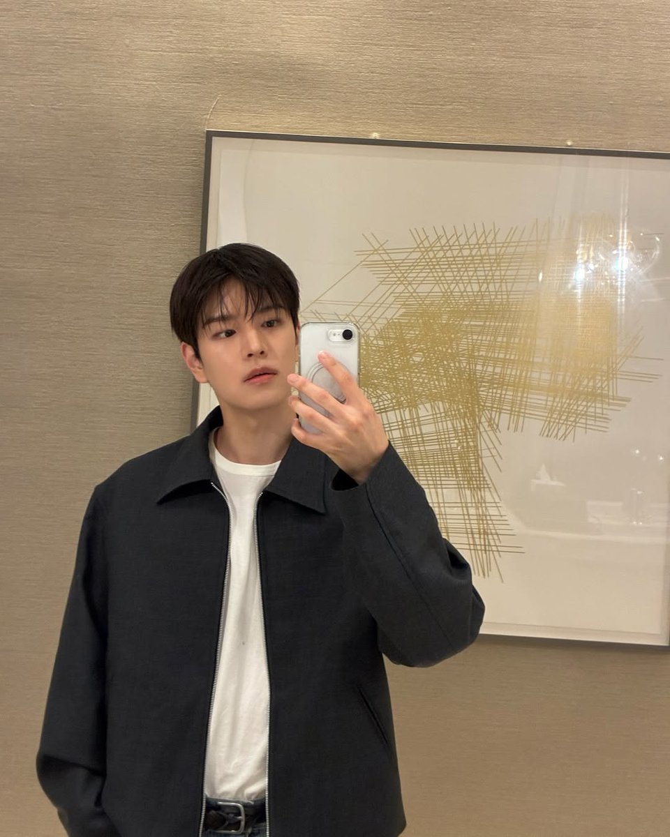 kimminiverse's tweet photo. ⠀⠀⠀ https://t.co/TTw5MCsCE8