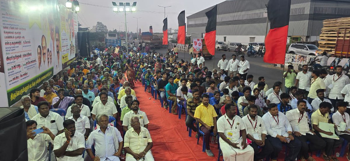 KAVK_DMK's tweet photo. காஞ்சிபுரம் வடக்கு மாவட்டம், திருப்பெரும்புதூர் வடக்கு ஒன்றிய கழக திமுக சார்பில் டாக்டர் கலைஞர் அவர்களின் 102 வது பிறந்த நாள் விழா திராவிட அரசின் நாடு போற்றும் நான்காண்டு சாதனை விளக்க தெருமுனை கூட்டம்  செவ்வாய்க்கிழமை மாலை 5.00 மணியளவில் திருமங்கலம் கிராமத்தில் நடைபெற்ற போது. https://t.co/1lBQJyhE98