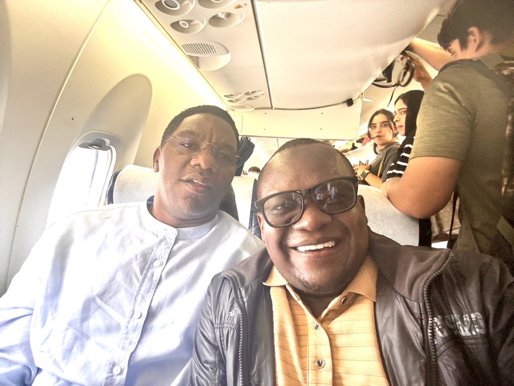 🇪 🇸 🇮 🇷 🇹🇿🇲 🇹 🇿 tweet media