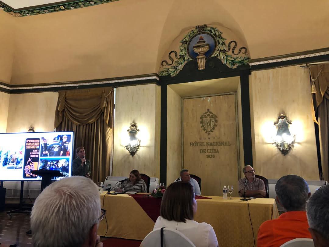 Director de Ceremonial de @CubaMINREX🇨🇺 (@orestes_pp) on Twitter photo Oportuno y necesario intercambio sostuvimos un grupo de Jefes de Misión de Iberoamérica con <a href="/JuannCarlosGG/">Juan Carlos García Granda</a> Ministro de <a href="/MinturCuba/">Ministerio Turismo</a> en el que se abordaron las prioridades de este sector para lo que queda del 2025 y el 2026.
#CubaÚnica 🇨🇺 Oportuno y necesario intercambio sostuvimos un grupo de Jefes de Misión de Iberoamérica con <a href="/JuannCarlosGG/">Juan Carlos García Granda</a> Ministro de <a href="/MinturCuba/">Ministerio Turismo</a> en el que se abordaron las prioridades de este sector para lo que queda del 2025 y el 2026.
#CubaÚnica 🇨🇺
