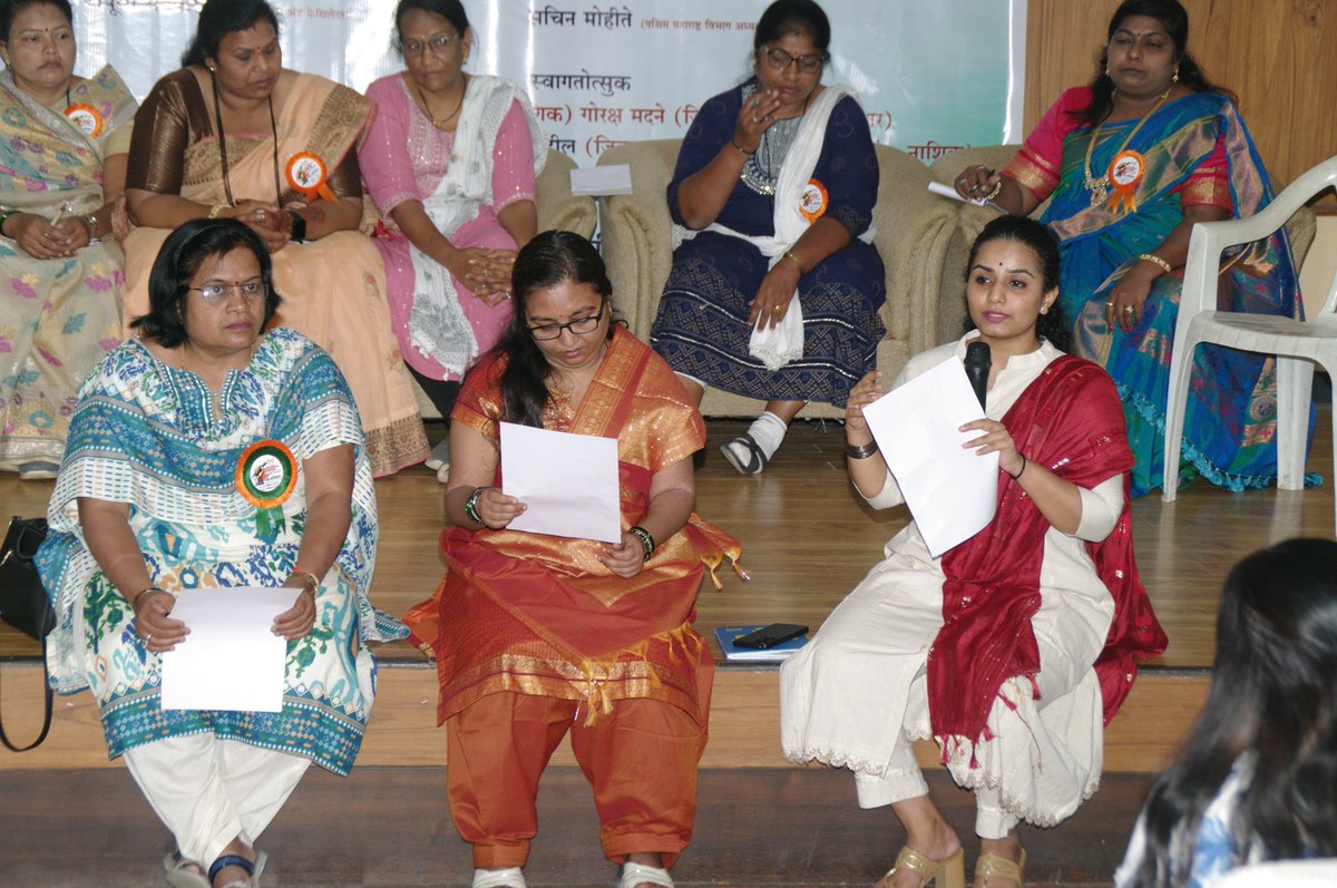 DivyaYspeaks's tweet photo. From every corner of the state, women journalists gathered not only to share their insights but to spark a wave of thought, collaboration, and transformation.

#divyabhosale #journalist #voiceofmedia #journalistdivya #expression #freedomofpress #purpose #womanjournalist https://t.co/2JbqMEFt21