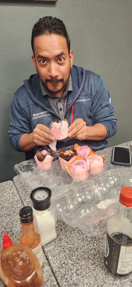 DiverseCTI's tweet photo. We debug systems and demolish snack tables... 🍩🔥 https://t.co/NrsLZoBUEA
