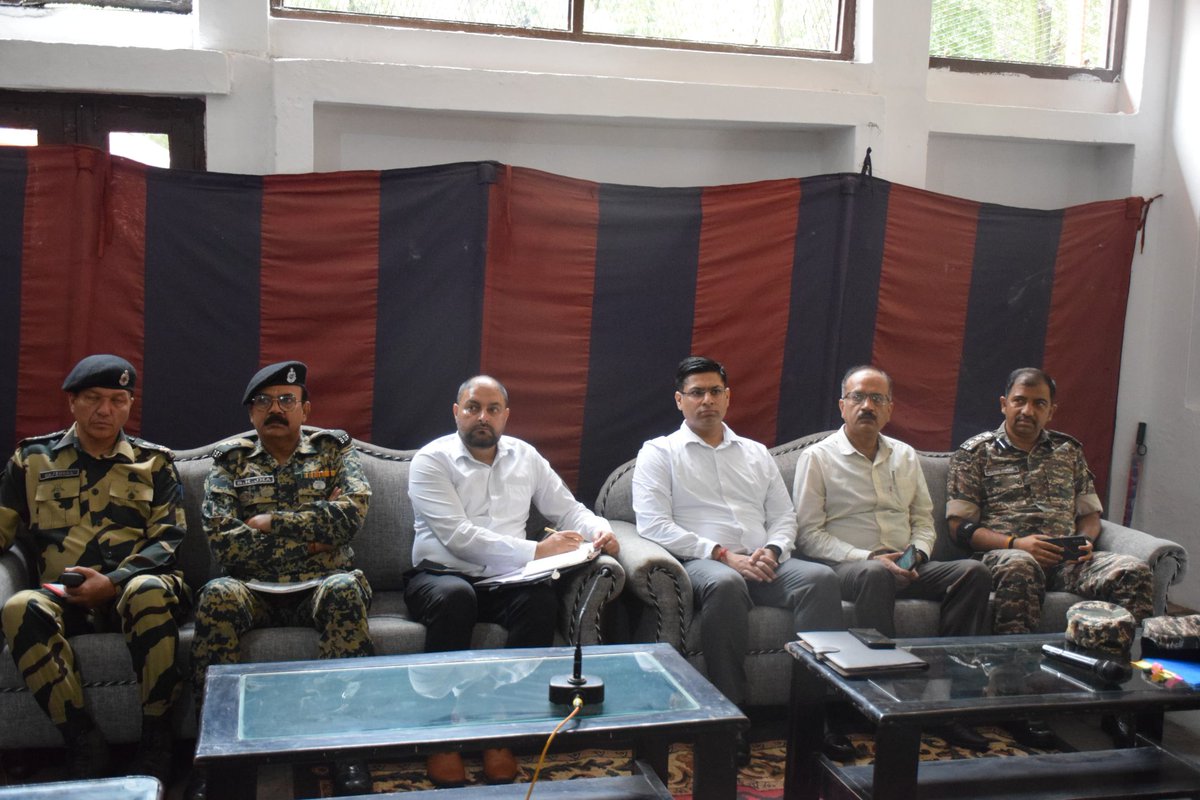 PoonchDm's tweet photo. https://t.co/7C36Qkcusq