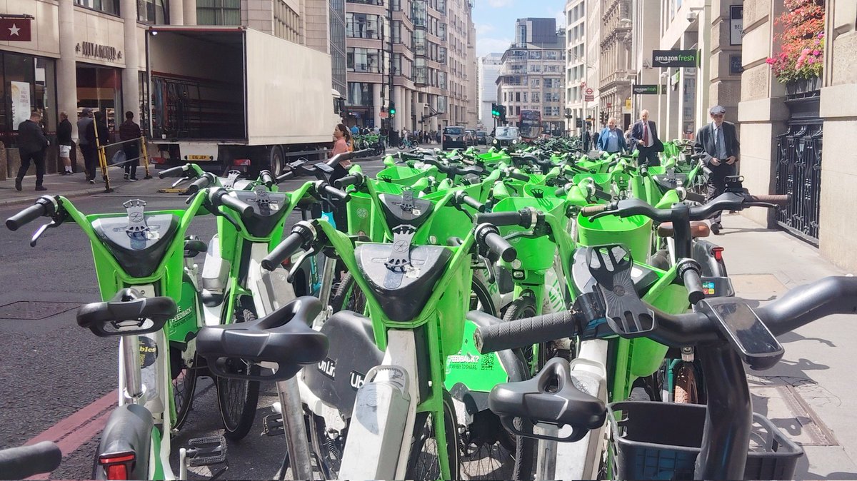 "Lime Bikes, Sah. Thousands of 'em."

😂