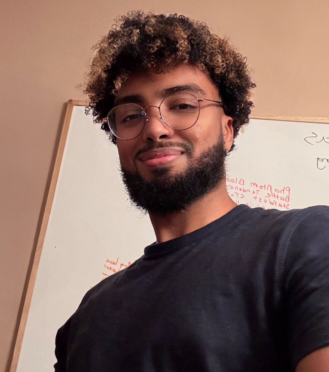 Haezurath's tweet image. Career update:
I’ve joined the Ethereum Foundation as a strategic funding coordinator @ethereumfndn
Oh and I dyed my hair 🫡
Onwards and upwards!