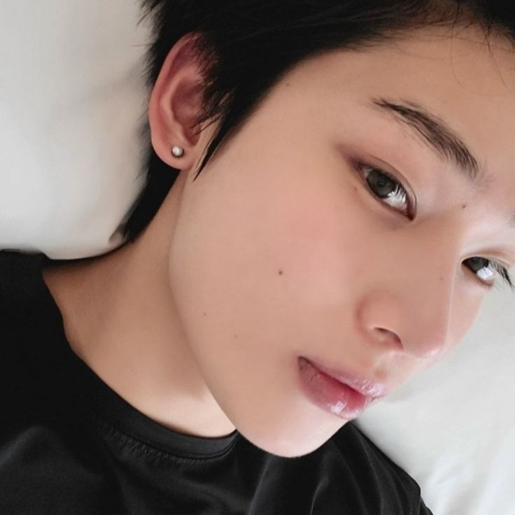 d7vwn_'s tweet photo. dorm 202 🔞

Maganda ang samahan nila Sunoo at Jungwon bilang mag roommate. Paano na lang kung dumating ang panahon na mag-iba ang ihip ng hangin at may hatid itong lamig. Matatakasan ba nila o magkukulong na lang sa apat na sulok ng kwarto para mainitan silang pareho? https://t.co/0IwVgfQWmT