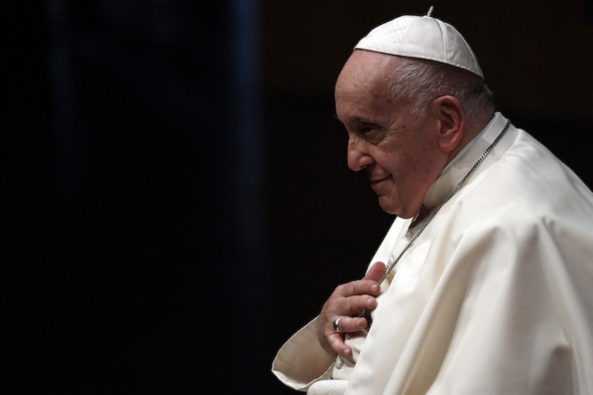 🌎 ¿Cuál es el legado del Papa #Francisco en materia medioambiental? "Respaldó una ecología integral y utilizó el amplio concepto de nuestra casa común", escribe para #RU el teólogo Diego Irarrázaval.

👉🏽 bit.ly/3GBP5uD