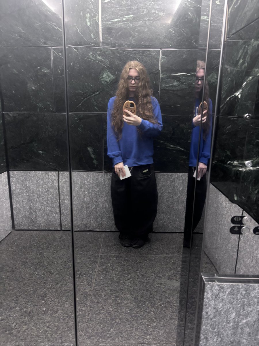 calm lil fit pic on the way to my irs appointment