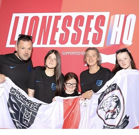 stuartjohnhayes's tweet photo. Good luck to @pcfc1906 tonight.  Can’t be there but am representing (along with others) at the @Lionesses game in Zurich! https://t.co/am2ODULsjc